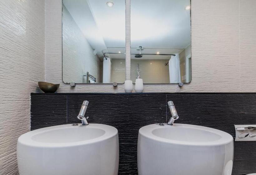 行政房间, Karma Salford Hall