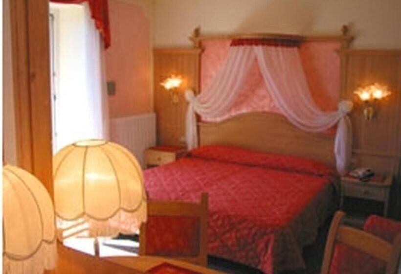 חדר סטנדרט נוף לאגם, Albergo Stella Alpina