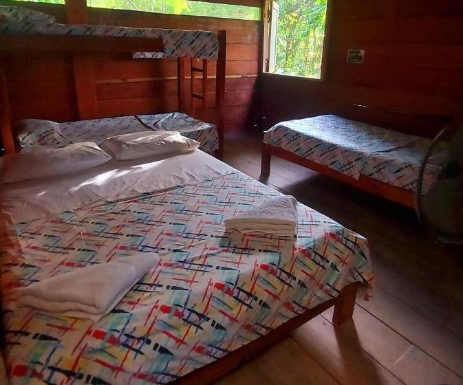 Кровать в Общей Комнате, Casa Hostal Playa Coral