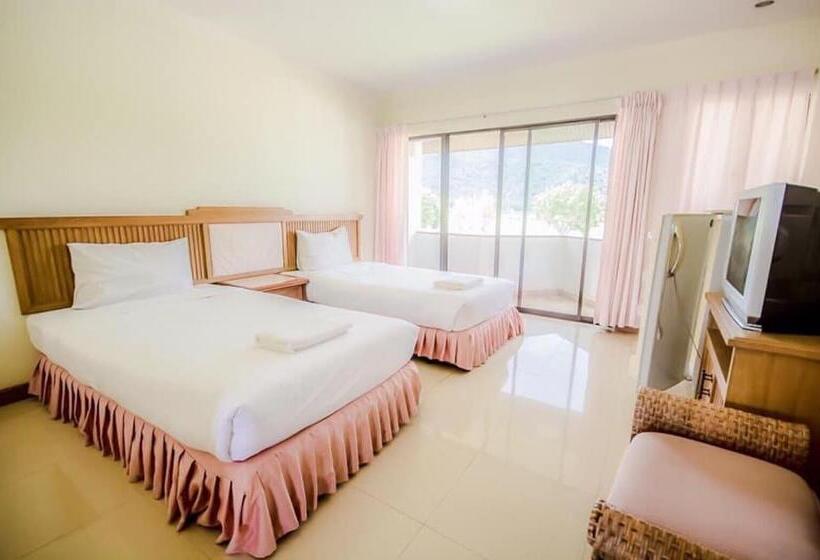 غرفة قياسية مطلّة علي البحيرة, Samerdrow Khao Yai