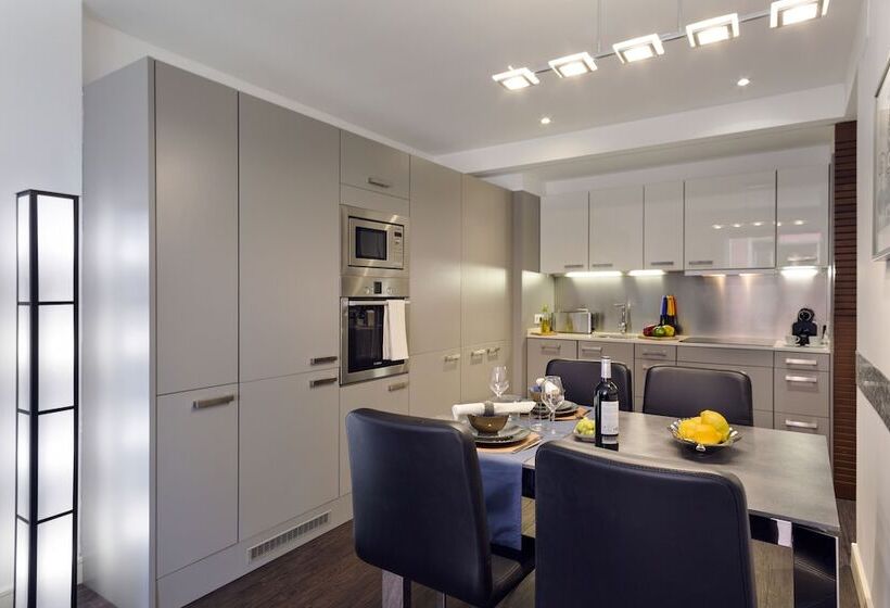 Comfort-huoneisto 1 Makuuhuone, Aspasios Catedral Apartments