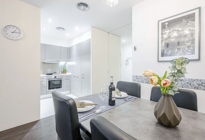 Comfort-huoneisto 2 Makuuhuonetta, Aspasios Catedral Apartments