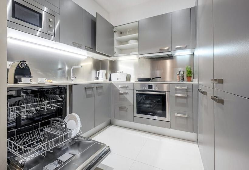 Comfort-huoneisto 2 Makuuhuonetta, Aspasios Catedral Apartments