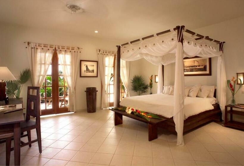 스탠다드 스튜디오 킹침대, Antigua Yacht Club Marina Resort
