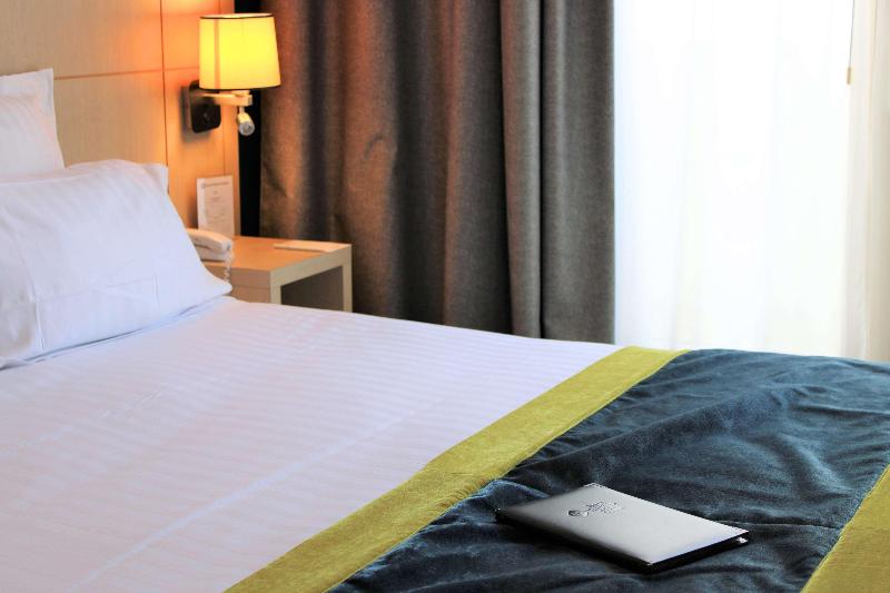 Номер Комфорт, Best Western Plus Hôtel Vannes Centre Ville
