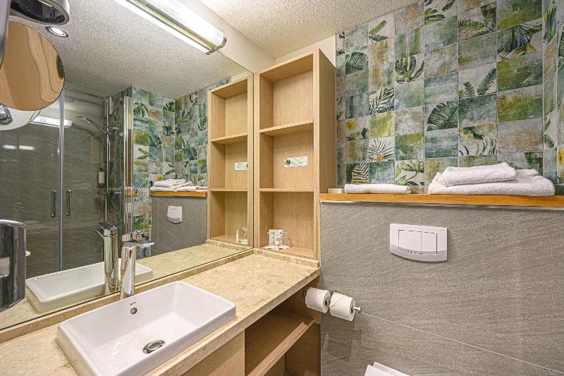 Номер Стандартный Кровать Куин, Best Western Plus Hôtel Vannes Centre Ville