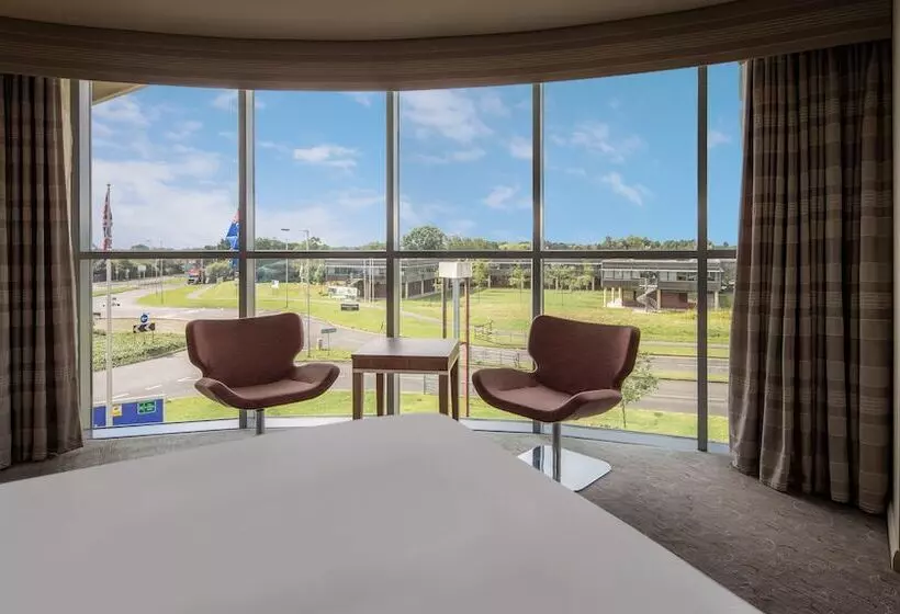 اتاق استاندارد, Hilton Garden Inn Luton North, United Kingdom