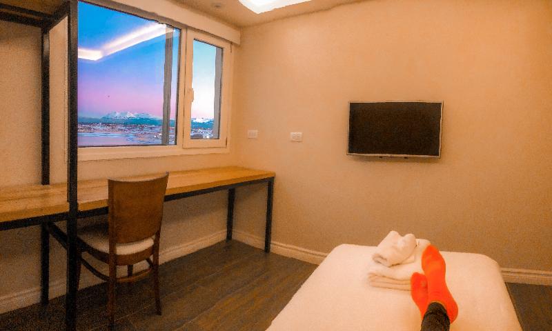 标准间, Monaco