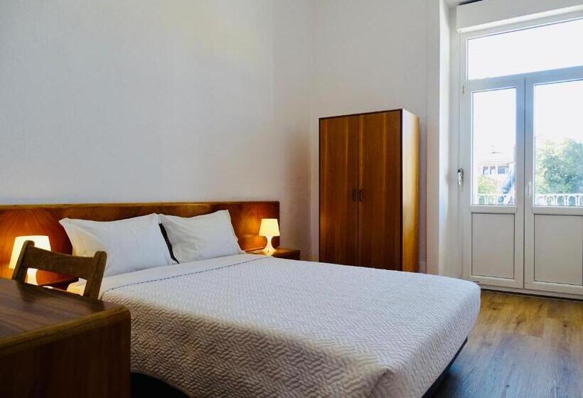 اتاق استاندارد, Poveira