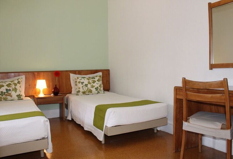 اتاق استاندارد, Poveira