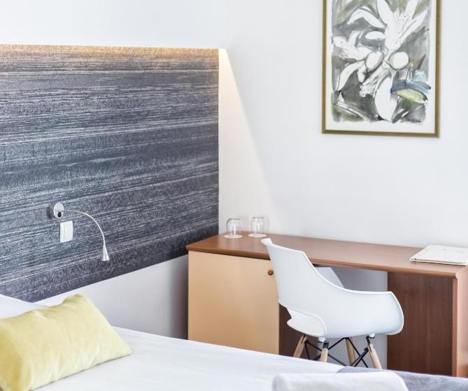 Standard Room with Balcony Side Sea View, Punta