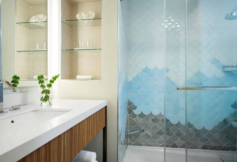 اتاق استاندارد با تخت دوبل و چشمانداز دریا, Renaissance Wind Creek Curacao Resort