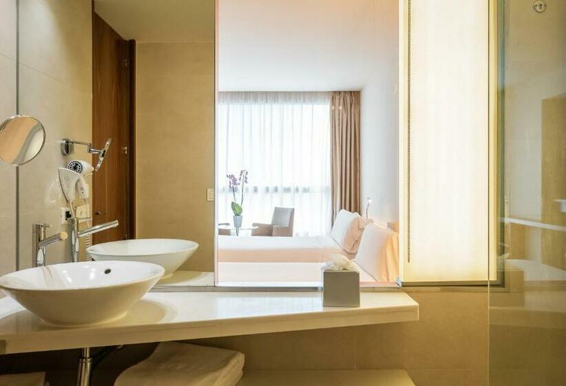 اتاق لوکس, Sb Diagonal Zero 4 Sup