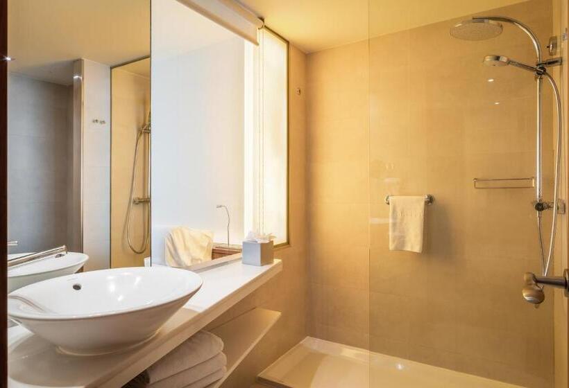 اتاق لوکس, Sb Diagonal Zero 4 Sup