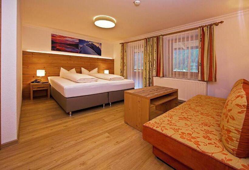 اتاق لوکس, Landhotel Rauchenwalderhof