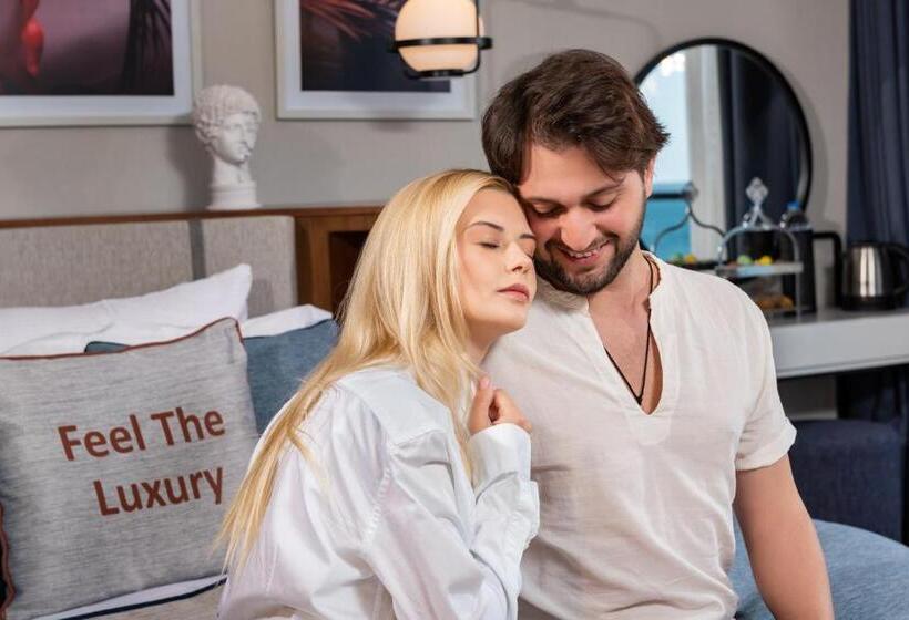 غرفة قياسية مطلّة علي حمام السباحة, Seaden Quality Resort & Spa Ultra All Inclusive