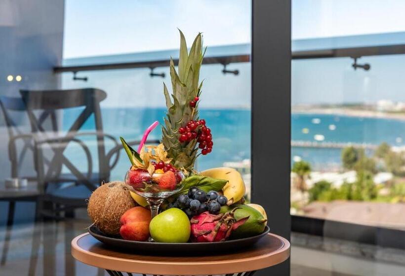 غرفة قياسية مطلّة علي حمام السباحة, Seaden Quality Resort & Spa Ultra All Inclusive