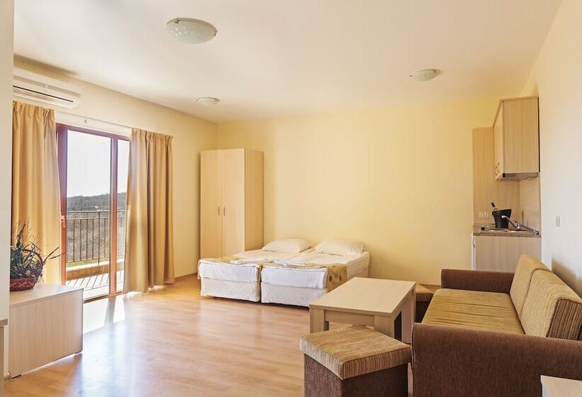 Standard Studio, Serena Residence Apart