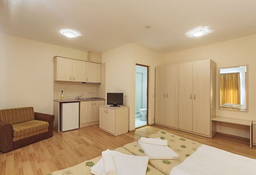 Superior Studio, Serena Residence Apart