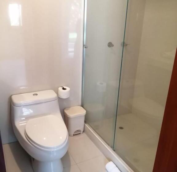 اتاق استاندارد با چشم‌انداز باغ, & Hacienda La Caravedo