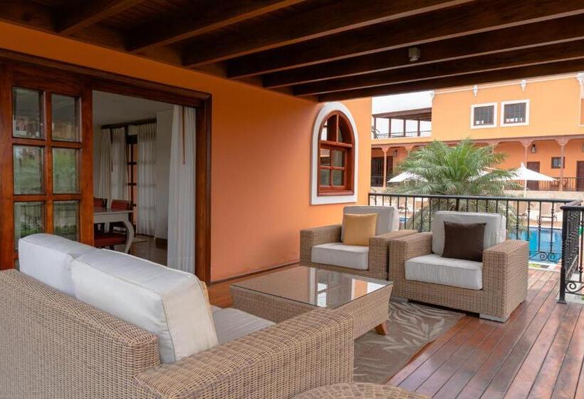 بانگلوی استاندارد 2 خوابه, & Hacienda La Caravedo