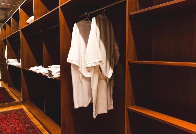 سوئیت پرزیدنت, & Hacienda La Caravedo