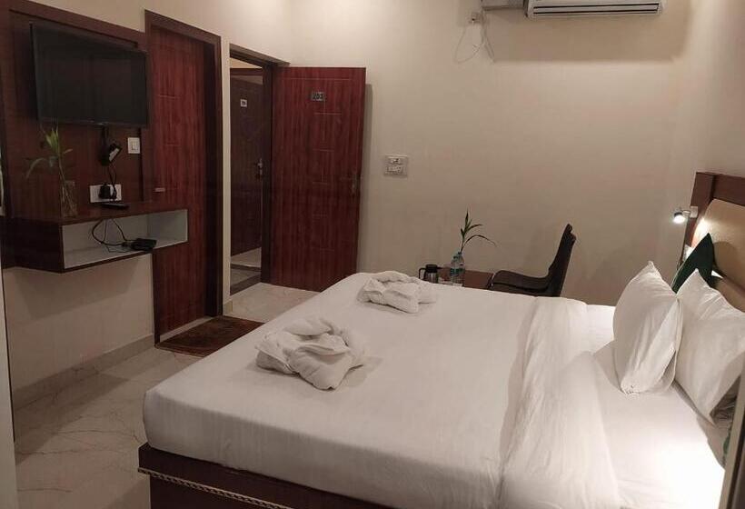 Deluxrum med Balkong, The Shivaay Delight Inn Rishikesh