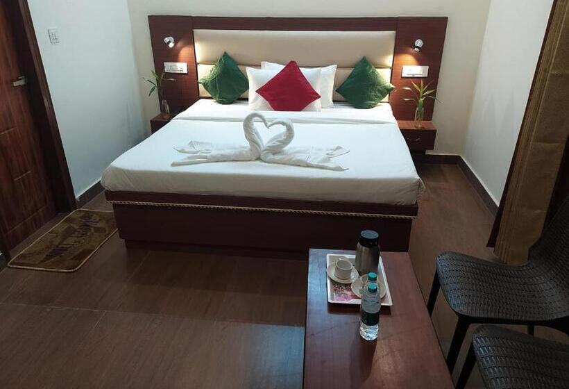 Standardrum med Balkong, The Shivaay Delight Inn Rishikesh