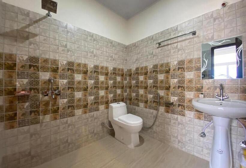 Standardrum med Balkong, The Shivaay Delight Inn Rishikesh