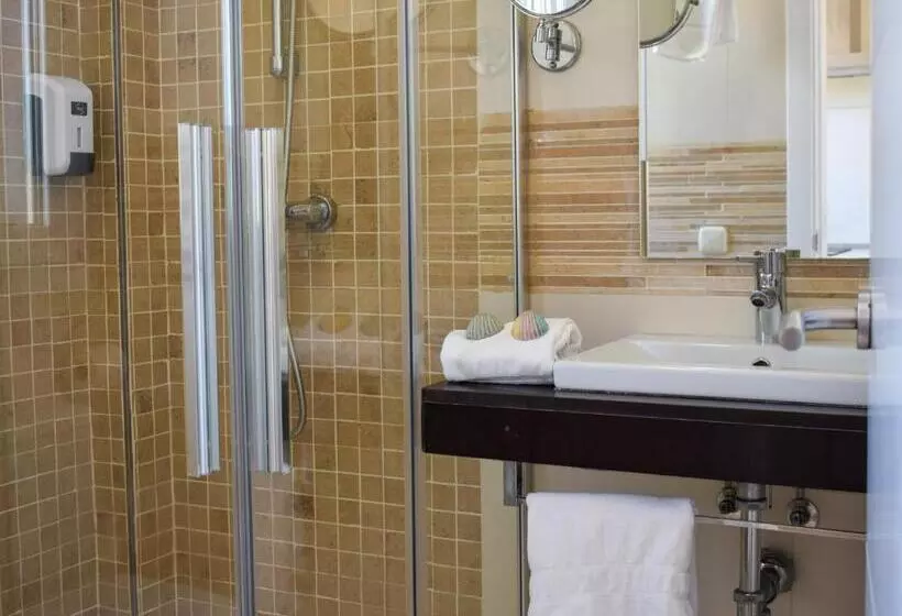 استودیوی استاندارد, Aparthotel Novo Sancti Petri