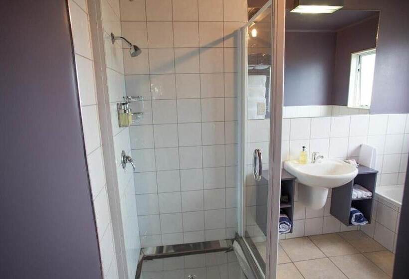 דירת שני חדרים, Asure Colonial Lodge Motel