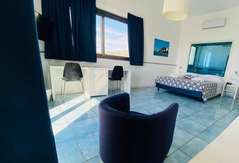 デラックスルーム, Capo Nettuno