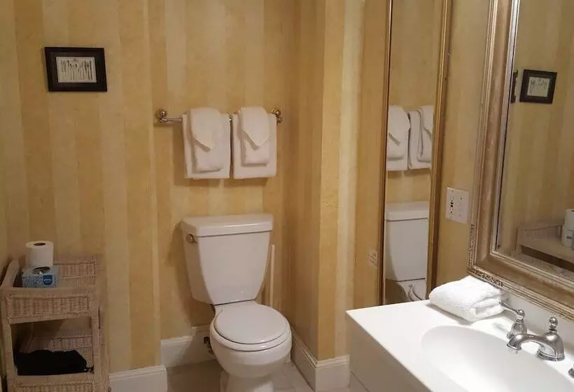 デラックスルーム, Cleveland House Inn