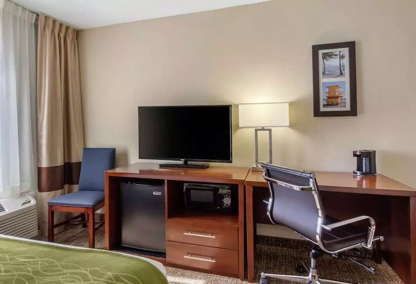 ２ダブルベッドのスタンダードルーム, Comfort Inn St Petersburg North