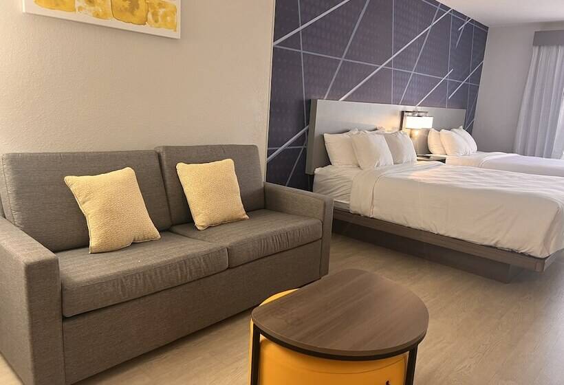 套房, Comfort Suites Louisville Airport