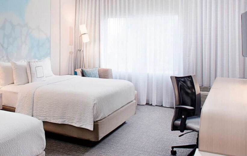 جناح, Courtyard By Marriott West Palm Beach Airport