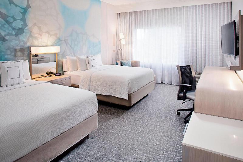 غرفة قياسية سرير كينج, Courtyard By Marriott West Palm Beach Airport