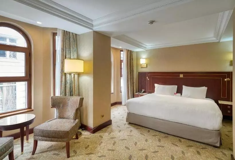 キングサイズベッドのクラブルーム, Crowne Plaza Istanbul   Old City, An Ihg