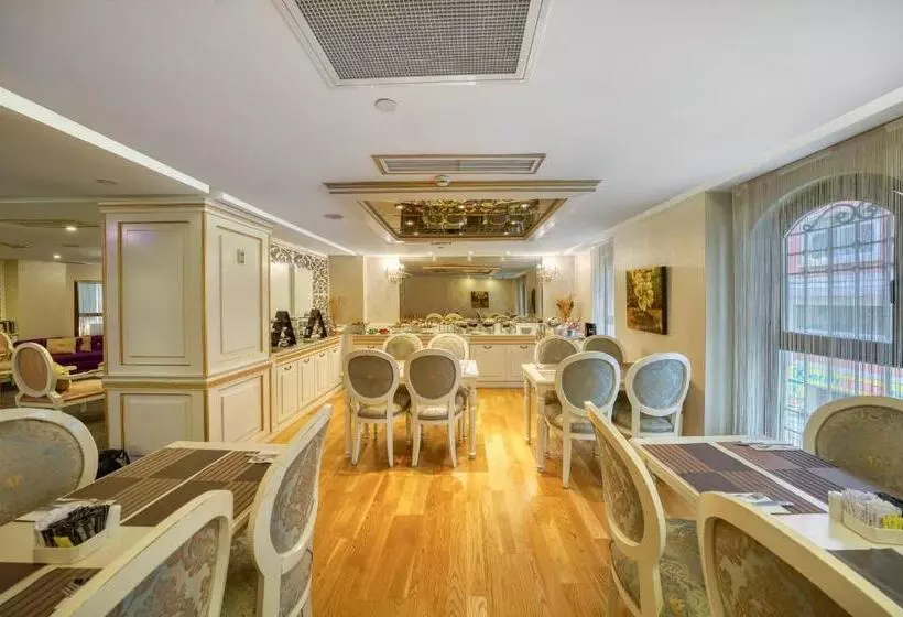 クラブルーム, Crowne Plaza Istanbul   Old City, An Ihg