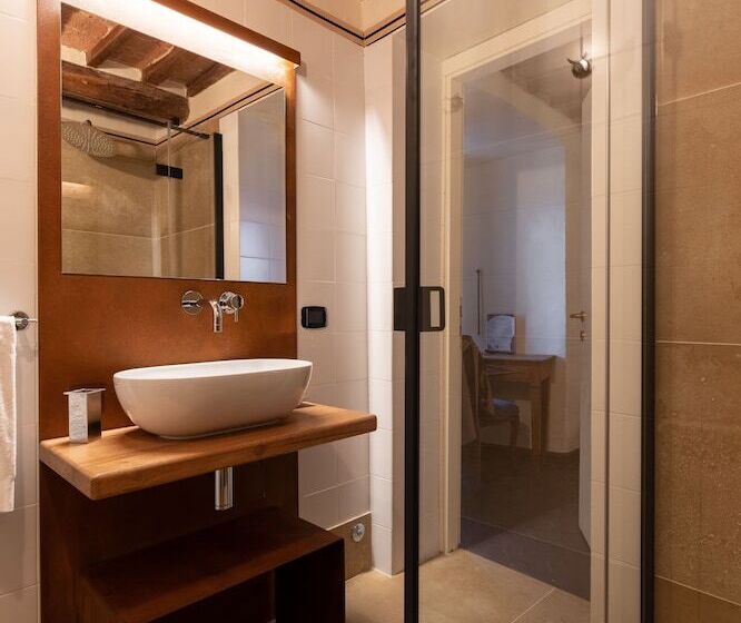 חדר סופריור, Della Fortezza