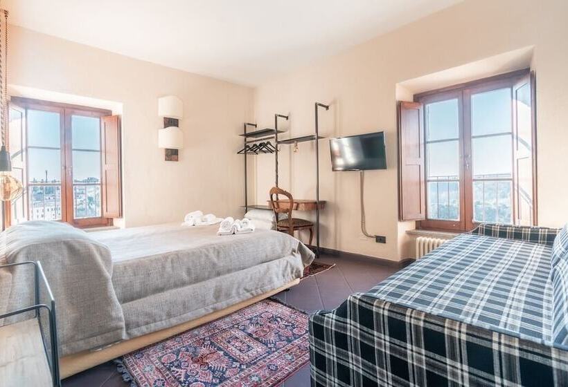 חדר סטנדרט לשלושה, Della Fortezza