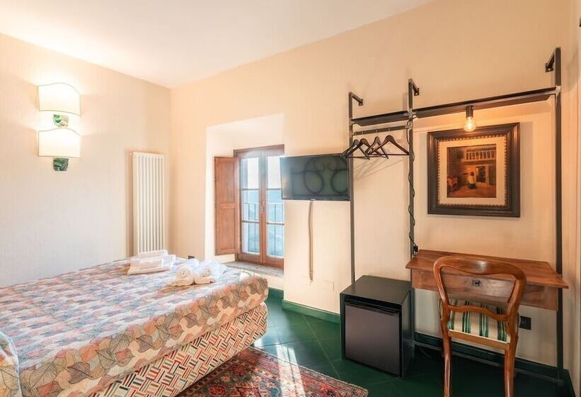 חדר סופריור, Della Fortezza