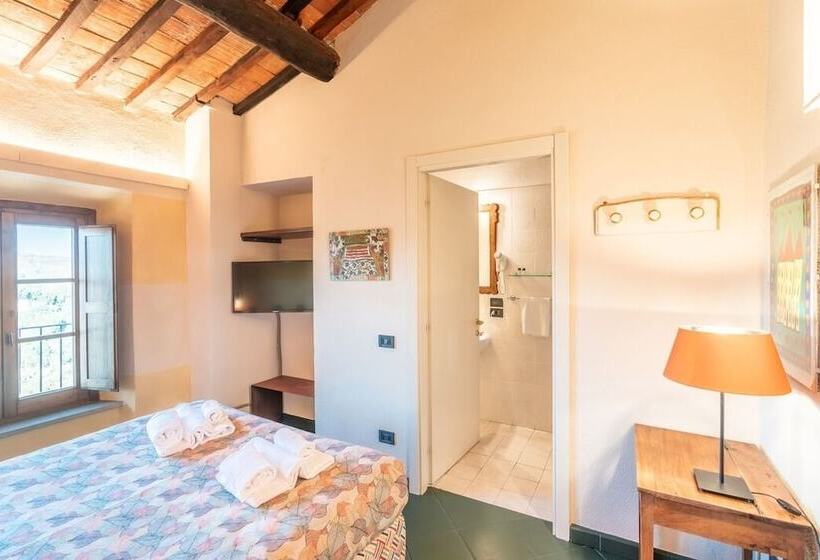 חדר סופריור, Della Fortezza