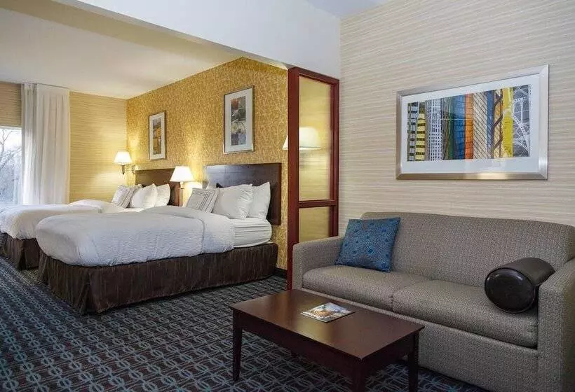 スタンダードスタジオ, Fairfield Inn & Suites By Marriott Somerset
