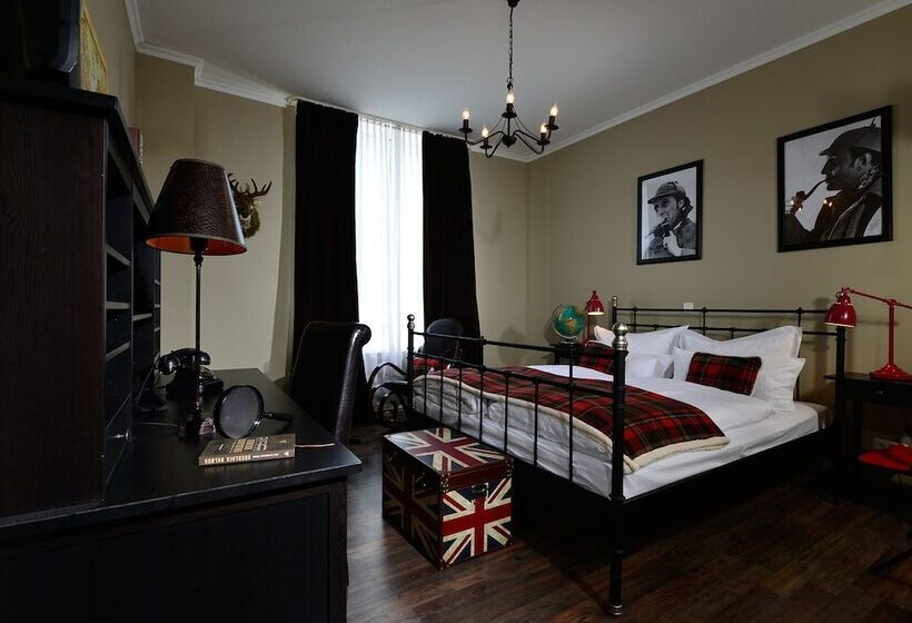 חדר אקזקיוטיב, Friends Huckelhoven