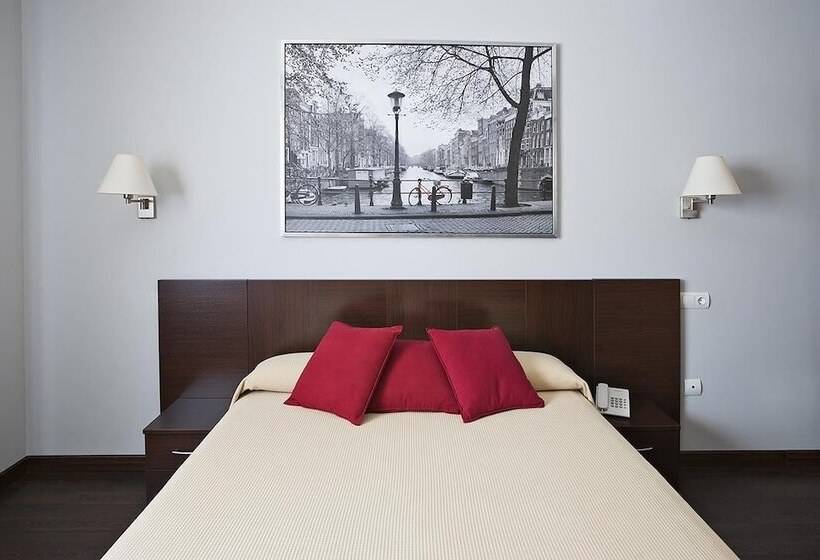 غرفة قياسية, Hostal T4