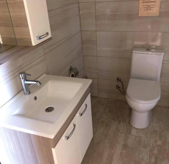 Трехместный Номер Стандарт с Балконом, Lapida Garden