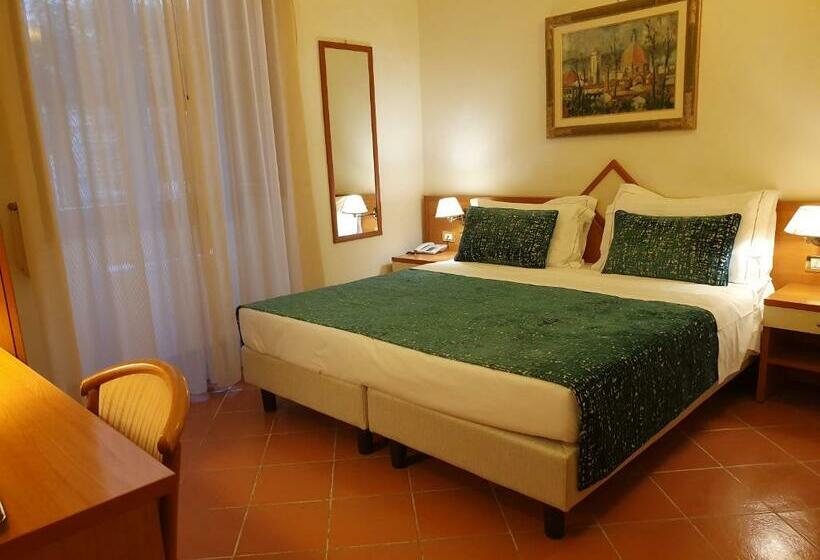 اتاق راحتی, Maxim Axial