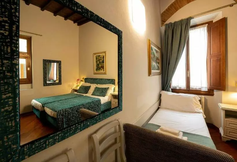 Comfort Triple Room