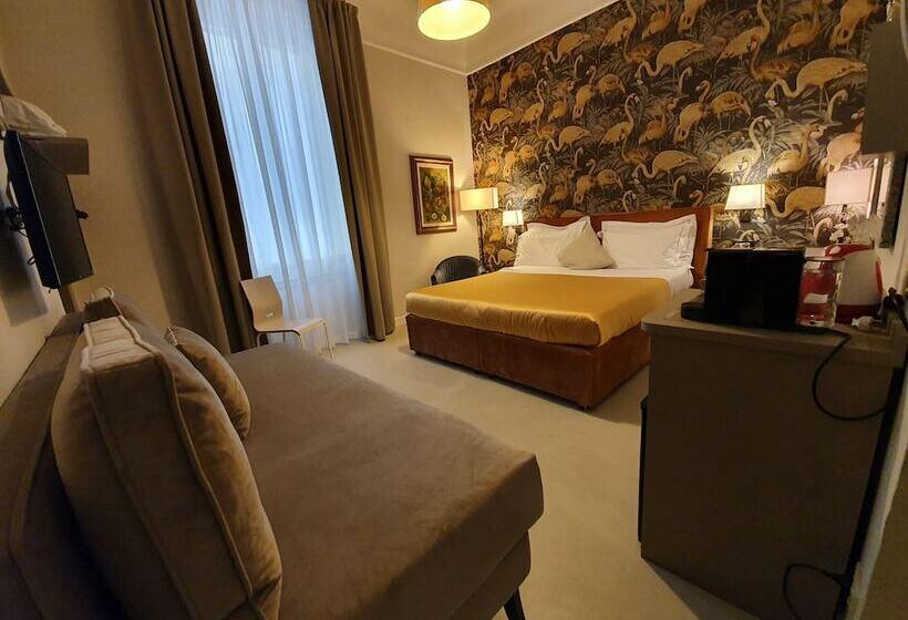 اتاق سوپریور سه تخته, Maxim Axial